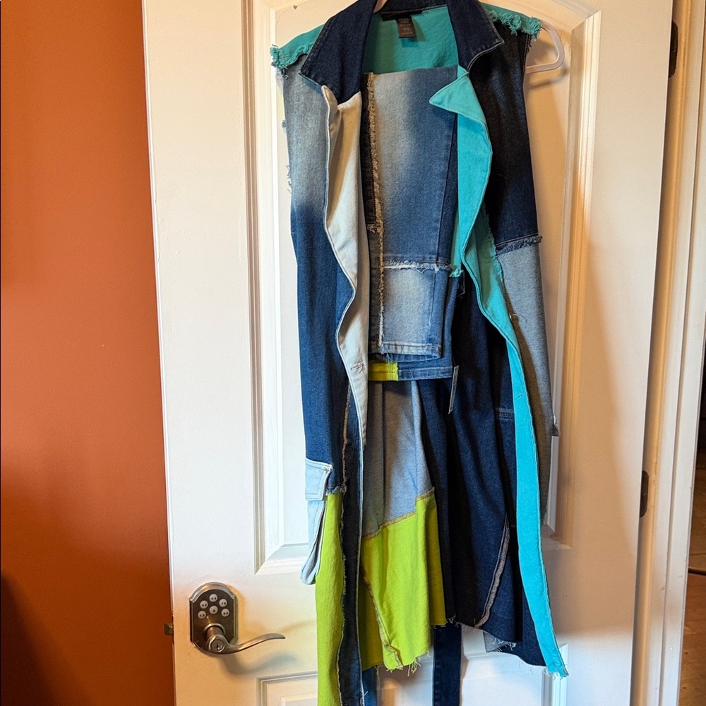 Ankle & Cropped Jeans Jacket and capris Teal, Navy, Light Blue- - Picture 2 of 5